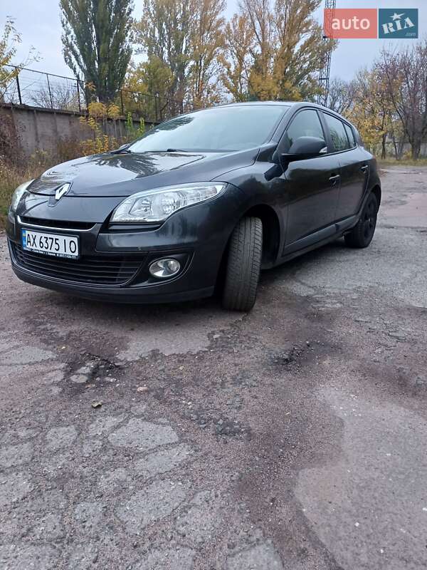 Хэтчбек Renault Megane 2013 в Черкассах фото 10 Хэтчбек Renault Megane 2013 в Черкассах