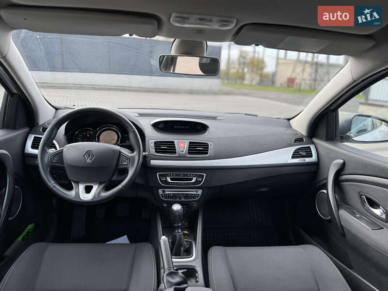 Хэтчбек Renault Megane 2009 в Луцке фото 24 Хэтчбек Renault Megane 2009 в Луцке