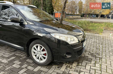 Универсал Renault Megane 2010 в 