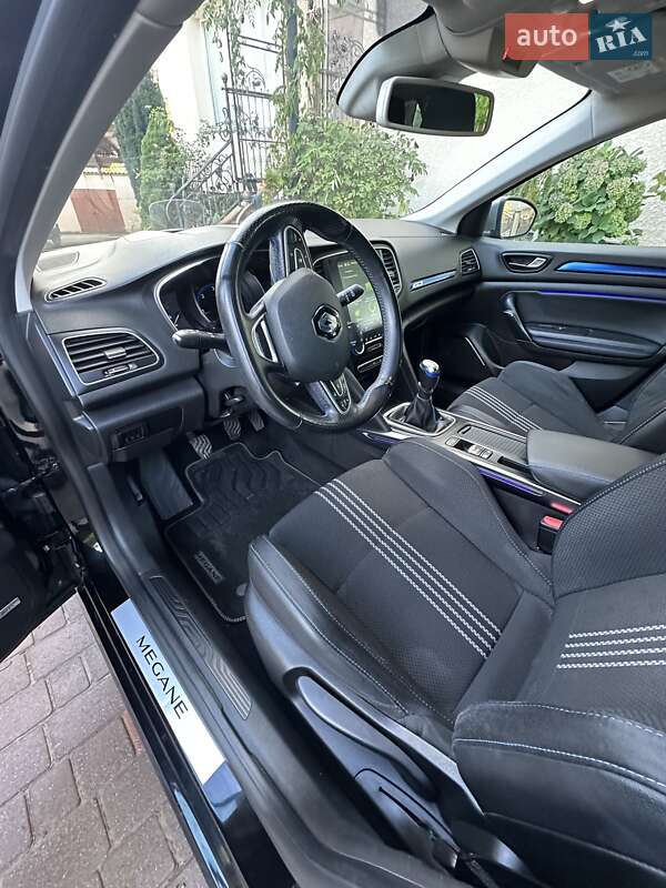 Универсал Renault Megane 2016 в Калуше фото 20 Универсал Renault Megane 2016 в Калуше