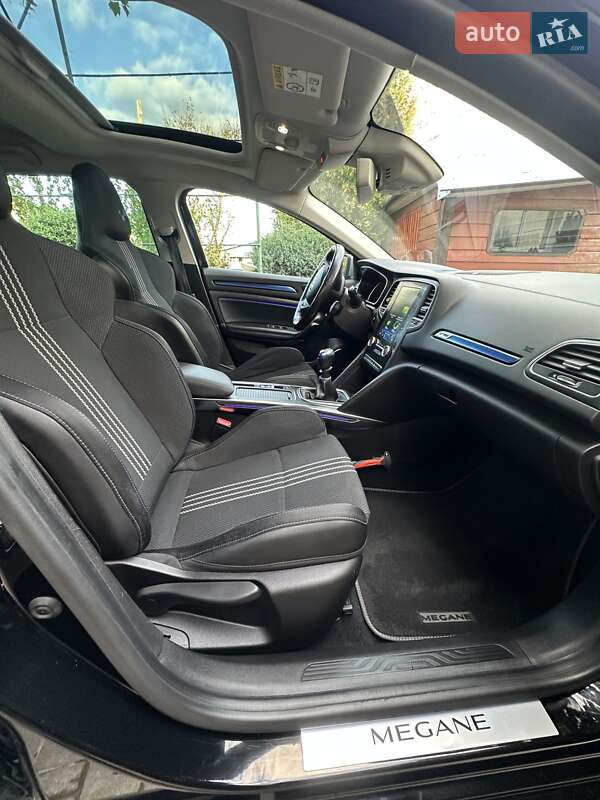 Универсал Renault Megane 2016 в Калуше фото 24 Универсал Renault Megane 2016 в Калуше
