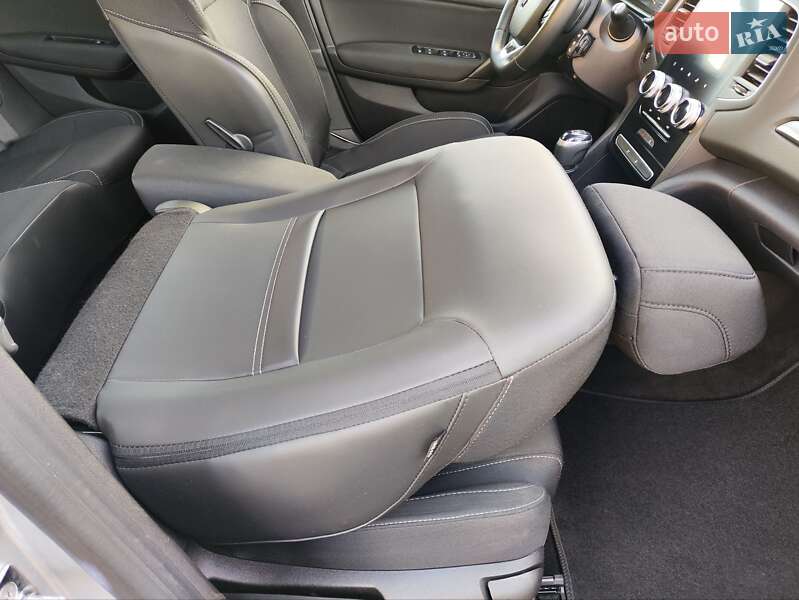 Універсал Renault Megane 2021 в Дніпрі фото 29 Універсал Renault Megane 2021 в Дніпрі