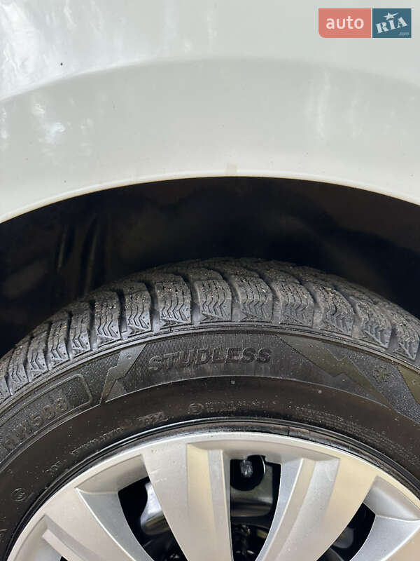 Універсал Renault Megane 2010 в Радивиліві фото 33 Універсал Renault Megane 2010 в Радивиліві