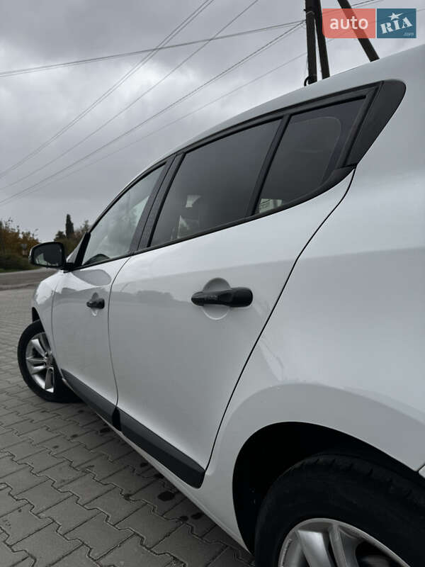 Хэтчбек Renault Megane 2010 в Изяславе