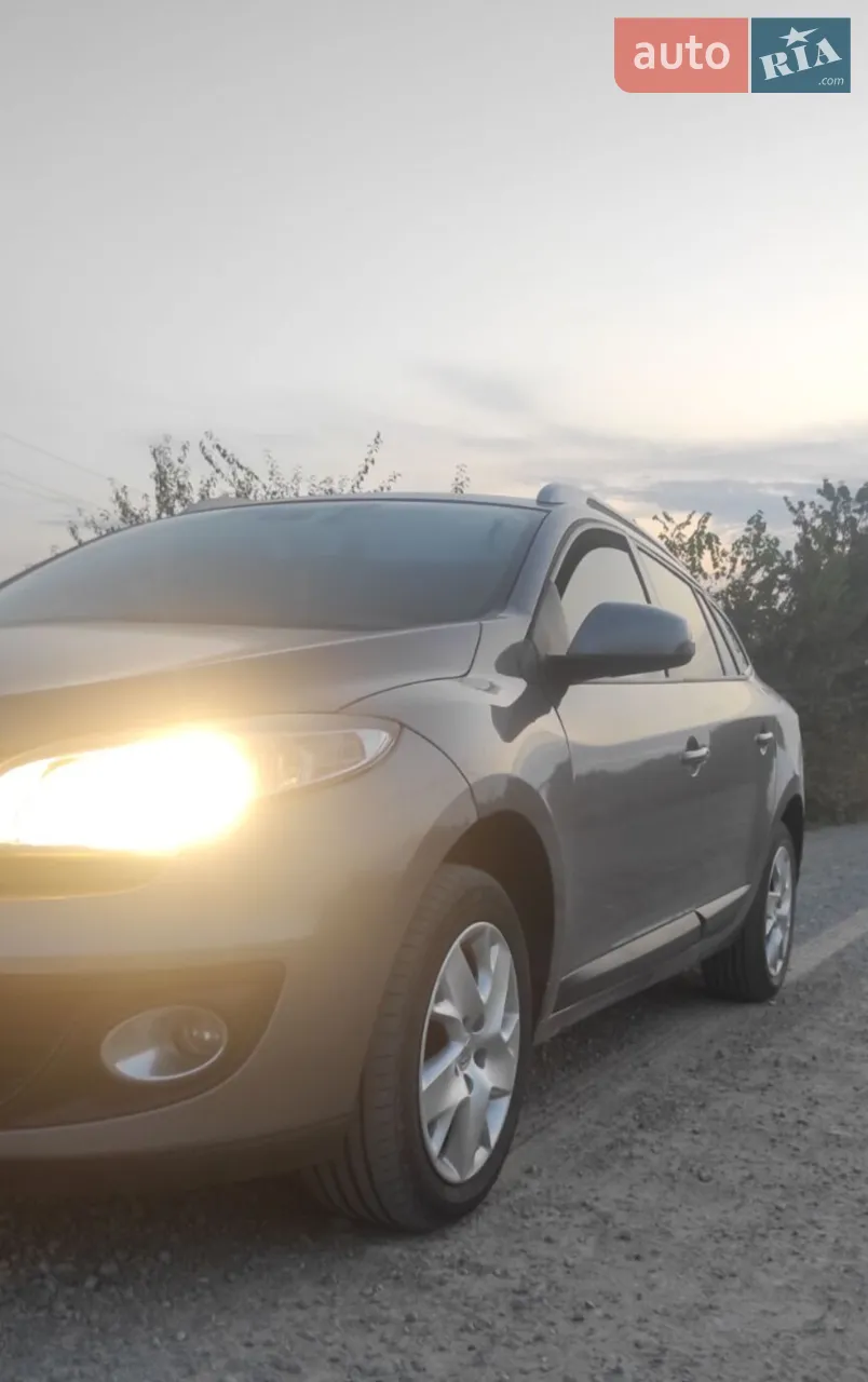 2013 Renault Megane - мініатюра 28