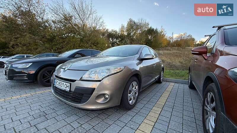 Хэтчбек Renault Megane 2009 в Львове фото 13 Хэтчбек Renault Megane 2009 в Львове