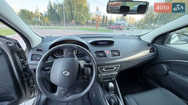 Хэтчбек Renault Megane 2009 в Львове фото 23 Хэтчбек Renault Megane 2009 в Львове