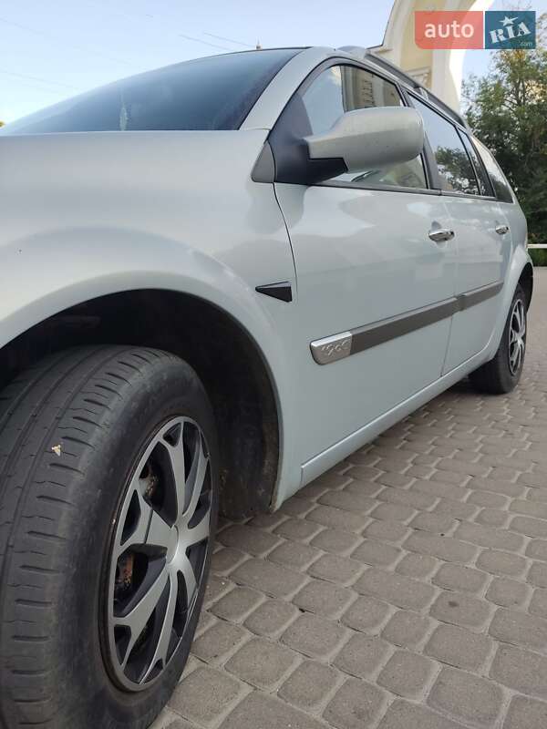 Универсал Renault Megane 2004 в Остроге фото 9 Универсал Renault Megane 2004 в Остроге