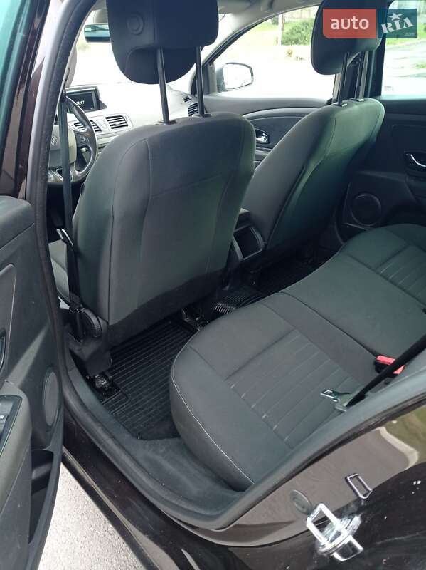 Универсал Renault Megane 2016 в Ковеле фото 19 Универсал Renault Megane 2016 в Ковеле
