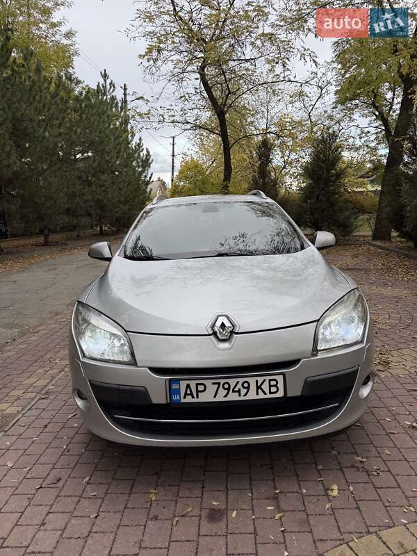 Хэтчбек Renault Megane 2011 в Запорожье