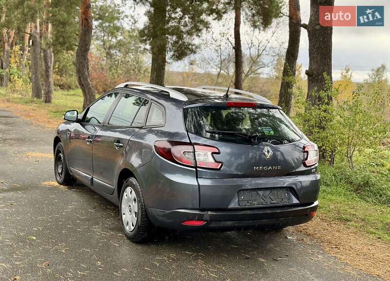 Универсал Renault Megane 2015 в Киеве