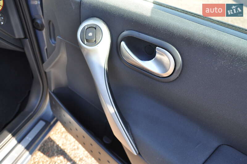 Хэтчбек Renault Megane 2006 в Киеве