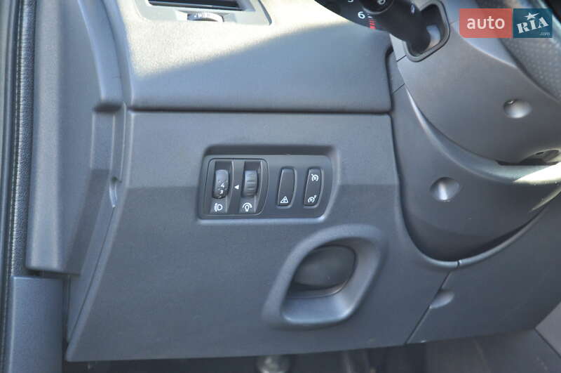 Хэтчбек Renault Megane 2006 в Киеве