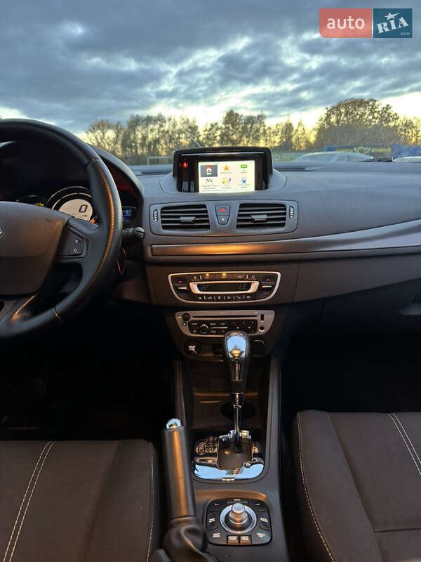 Універсал Renault Megane 2015 в Києві фото 19 Універсал Renault Megane 2015 в Києві