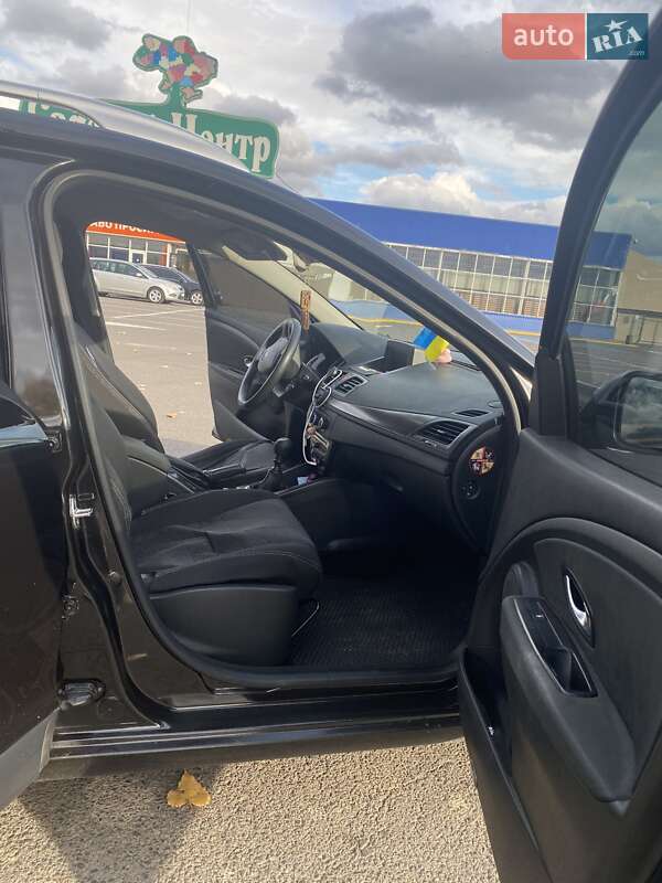 Универсал Renault Megane 2010 в Луцке фото 15 Универсал Renault Megane 2010 в Луцке