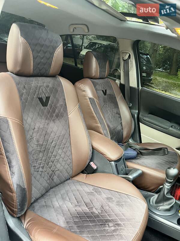 Седан Renault Megane 2004 в Одесі