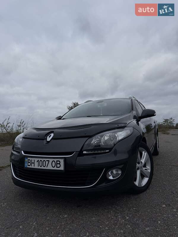 Универсал Renault Megane 2013 в Червонознаменке фото 9 Универсал Renault Megane 2013 в Червонознаменке