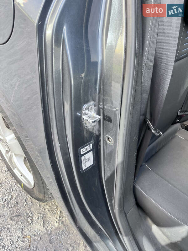 Универсал Renault Megane 2010 в Каменец-Подольском фото 15 Универсал Renault Megane 2010 в Каменец-Подольском