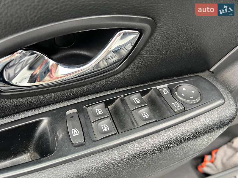 Универсал Renault Megane 2012 в Львове фото 16 Универсал Renault Megane 2012 в Львове