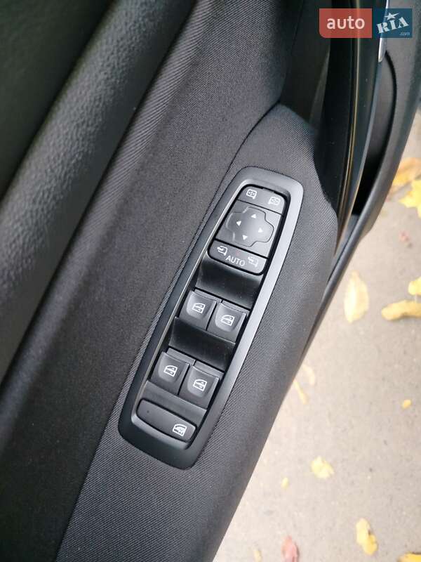 Універсал Renault Megane 2017 в Одесі фото 20 Універсал Renault Megane 2017 в Одесі