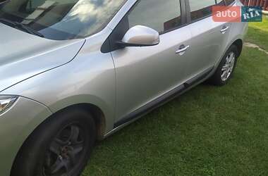 Универсал Renault Megane 2013 в Каменке-Бугской Универсал Renault Megane 2013 в Каменке-Бугской