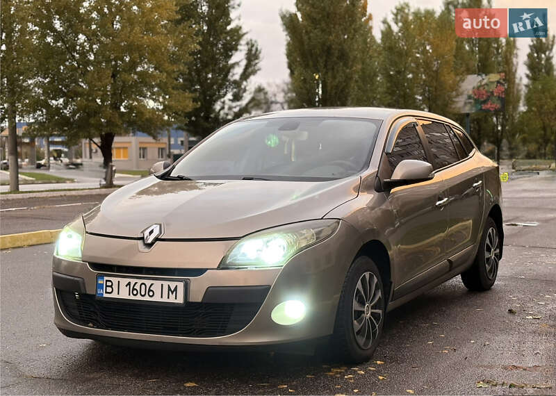 Универсал Renault Megane 2010 в Кременчуге фото 23 Универсал Renault Megane 2010 в Кременчуге