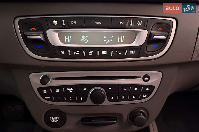 Универсал Renault Megane 2010 в Кременчуге фото 36 Универсал Renault Megane 2010 в Кременчуге