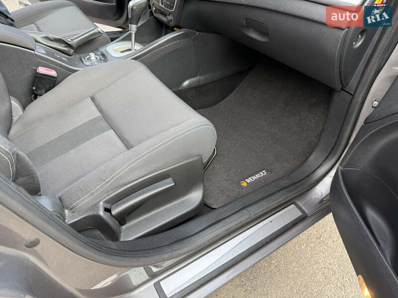 Універсал Renault Megane 2010 в Києві фото 13 Універсал Renault Megane 2010 в Києві