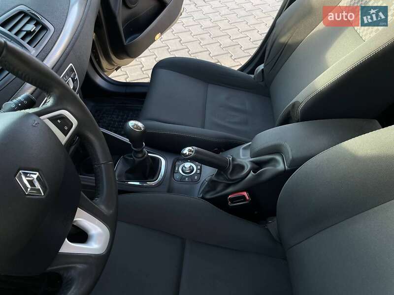 Универсал Renault Megane 2012 в Луцке фото 11 Универсал Renault Megane 2012 в Луцке