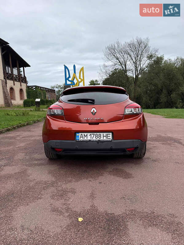 Купе Renault Megane 2009 в Коростене