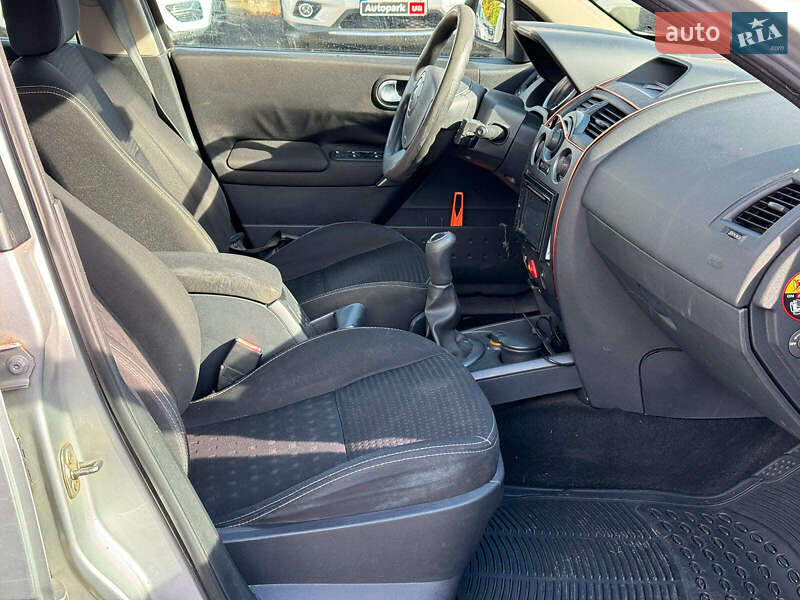 Седан Renault Megane 2005 в Виннице фото 23 Седан Renault Megane 2005 в Виннице