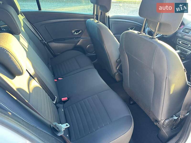 Универсал Renault Megane 2014 в Нововолынске фото 14 Универсал Renault Megane 2014 в Нововолынске