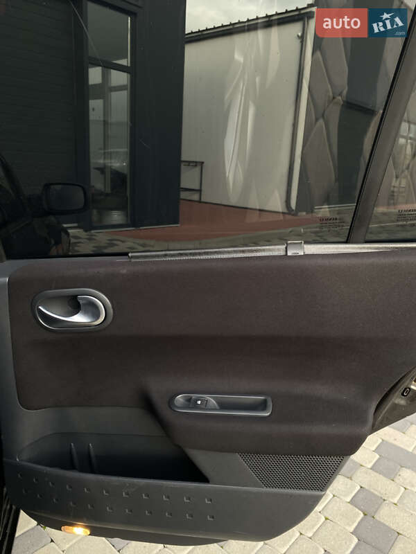 Универсал Renault Megane 2007 в Мукачево фото 27 Универсал Renault Megane 2007 в Мукачево