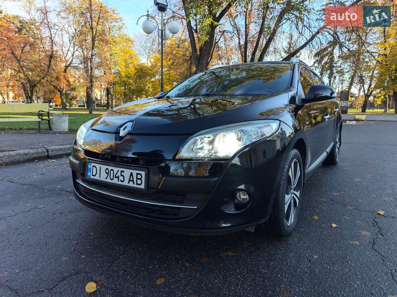 Универсал Renault Megane 2011 в Полтаве фото 7 Универсал Renault Megane 2011 в Полтаве