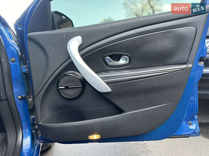 Универсал Renault Megane 2011 в Киеве фото 41 Универсал Renault Megane 2011 в Киеве