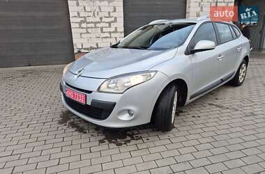 Универсал Renault Megane 2011 в Луцке