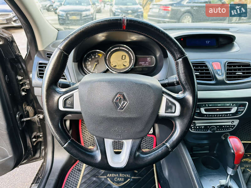 Хэтчбек Renault Megane 2011 в Харькове фото 26 Хэтчбек Renault Megane 2011 в Харькове
