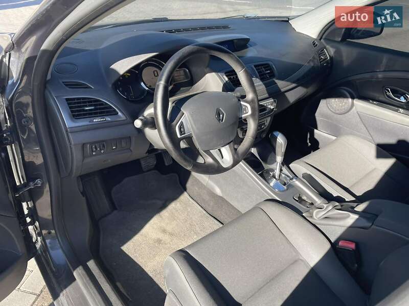Универсал Renault Megane 2012 в Косове фото 11 Универсал Renault Megane 2012 в Косове