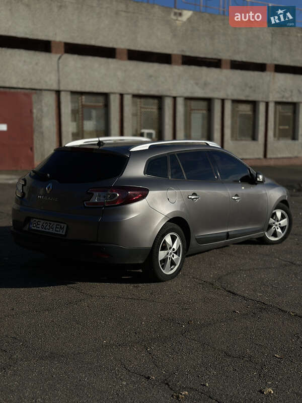Универсал Renault Megane 2010 в Южноукраинске фото 6 Универсал Renault Megane 2010 в Южноукраинске