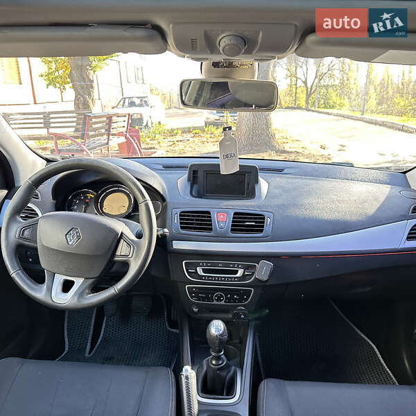 Универсал Renault Megane 2010 в Южноукраинске фото 19 Универсал Renault Megane 2010 в Южноукраинске