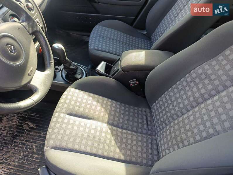 Универсал Renault Megane 2009 в Конотопе фото 59 Универсал Renault Megane 2009 в Конотопе