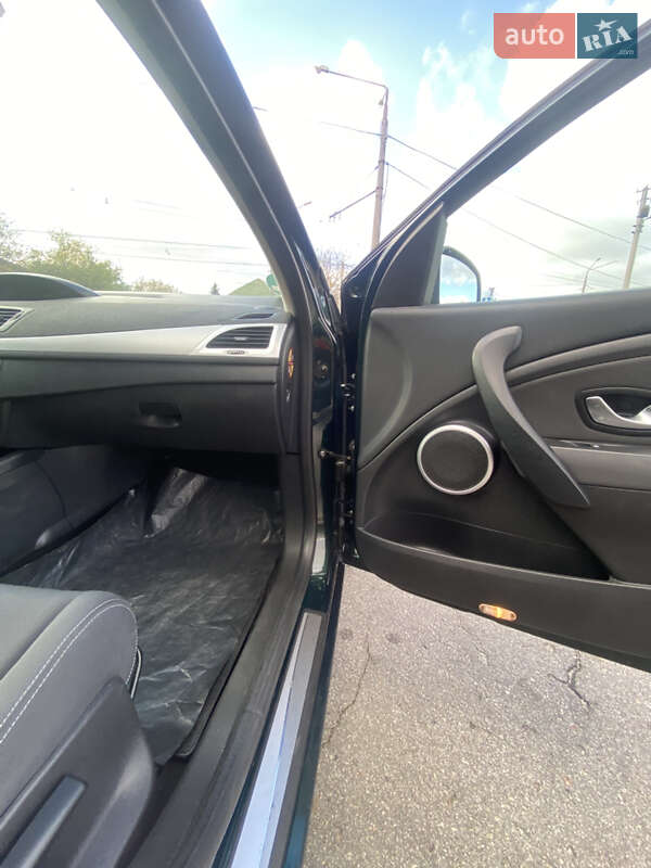 Универсал Renault Megane 2010 в Харькове фото 2 Универсал Renault Megane 2010 в Харькове