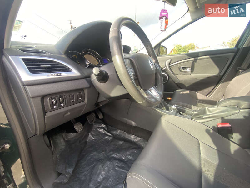 Универсал Renault Megane 2010 в Харькове фото 38 Универсал Renault Megane 2010 в Харькове