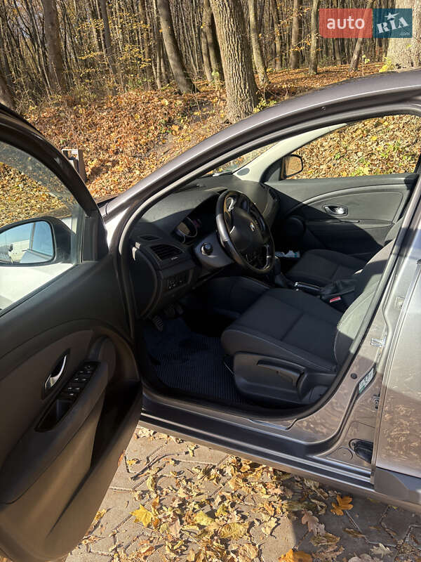 Хэтчбек Renault Megane 2010 в Тернополе