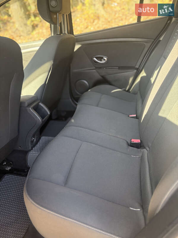 Хэтчбек Renault Megane 2010 в Тернополе