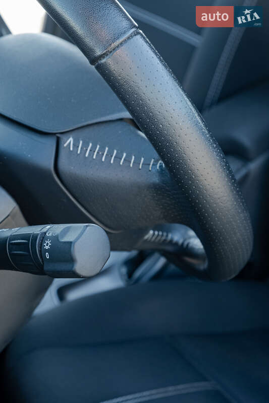 Хэтчбек Renault Megane 2013 в Киеве