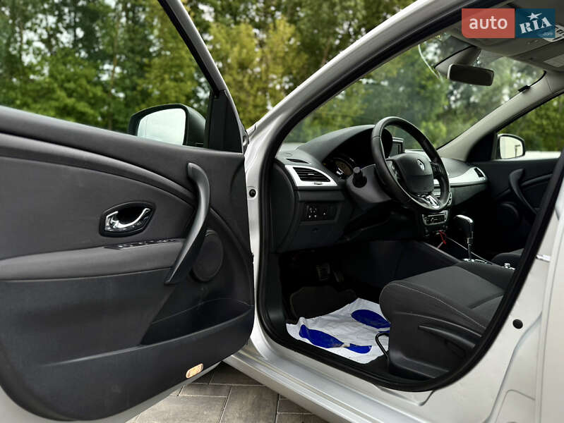 Хетчбек Renault Megane 2013 в Луцьку фото 17 Хетчбек Renault Megane 2013 в Луцьку