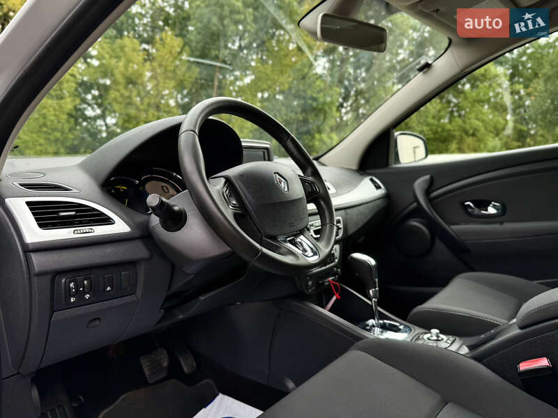 Хетчбек Renault Megane 2013 в Луцьку фото 20 Хетчбек Renault Megane 2013 в Луцьку