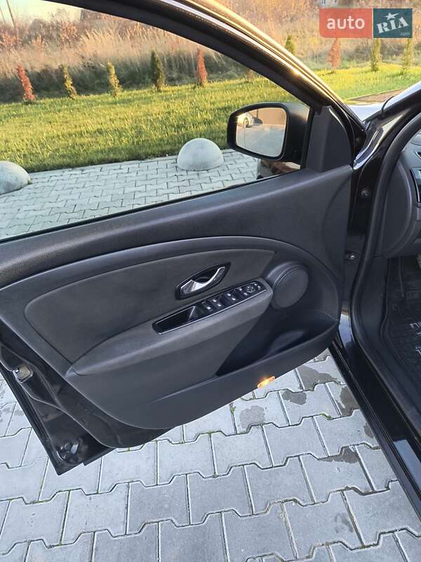 Универсал Renault Megane 2011 в Подгайцах фото 15 Универсал Renault Megane 2011 в Подгайцах