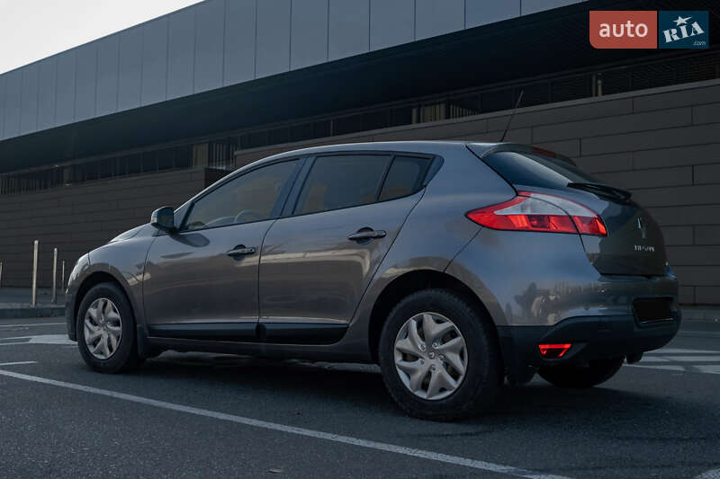 Хэтчбек Renault Megane 2013 в Киеве